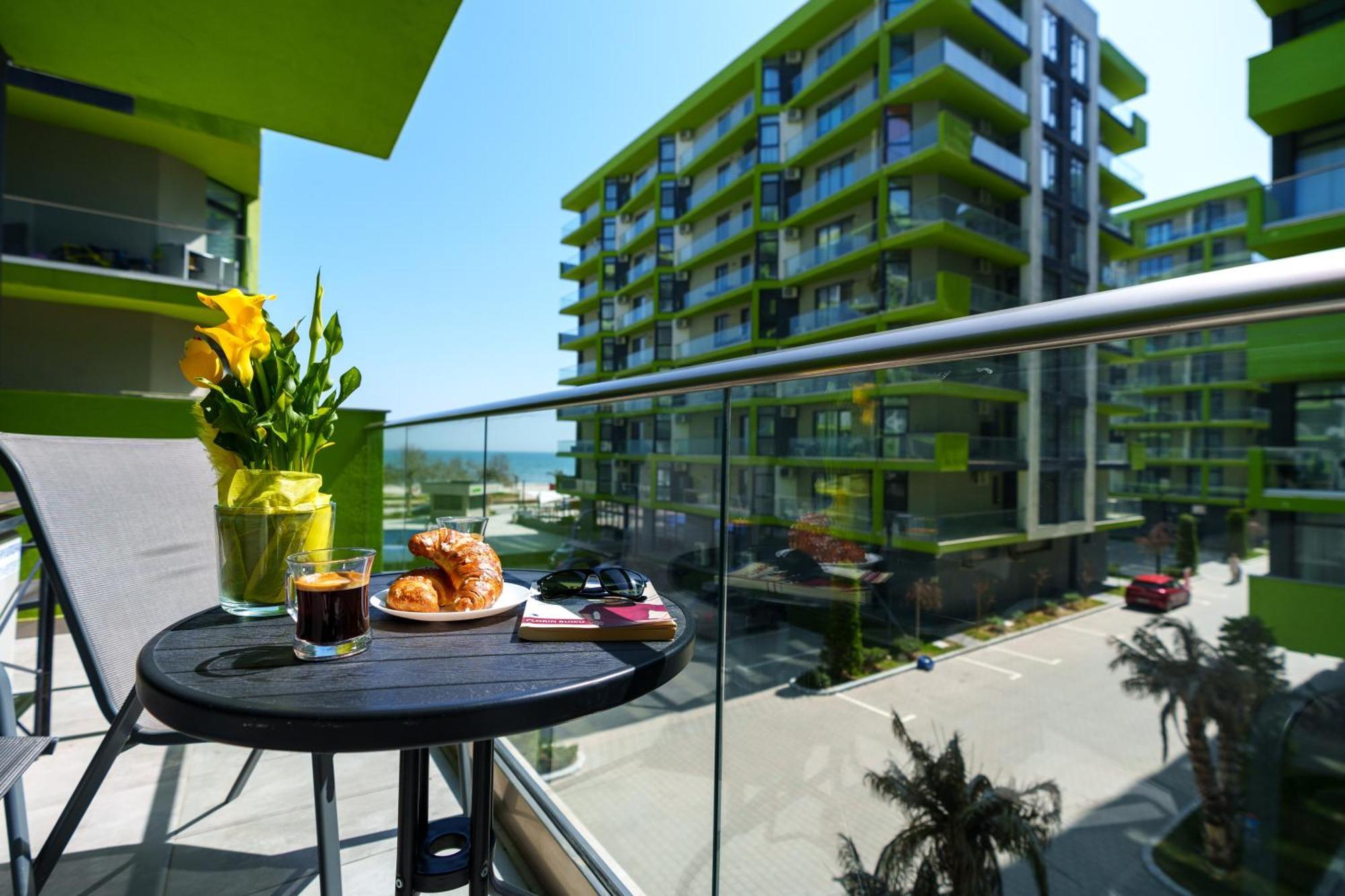 Promenada Apartments Beach Resort Mamaia Nord Năvodari Стая снимка